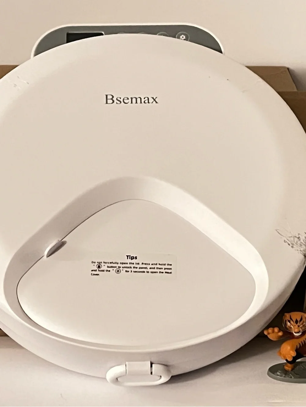 4-Meal Automatic Pet Feeder with Ice Packs for Wet & Dry Food – Open Box